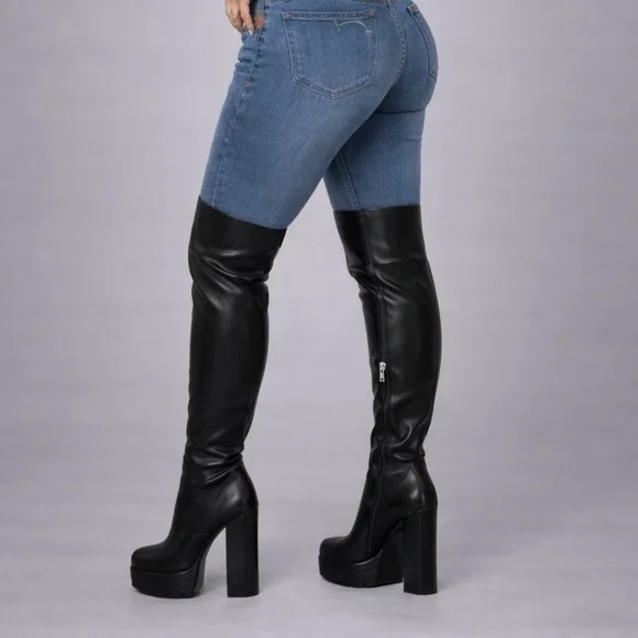 Thigh-High Black Platform Boots β Double Sole - Picture 6 of 15